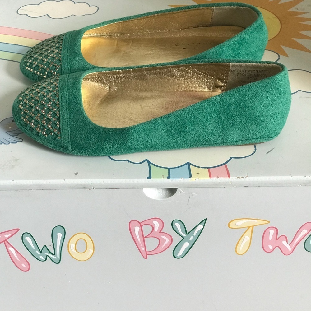 Soda Gold jewel  Girls slip on shoes